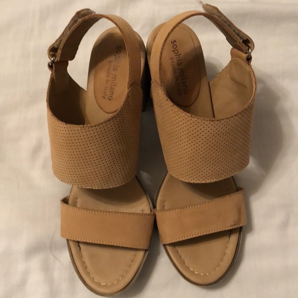 Sophia Milano size 8 sandals
